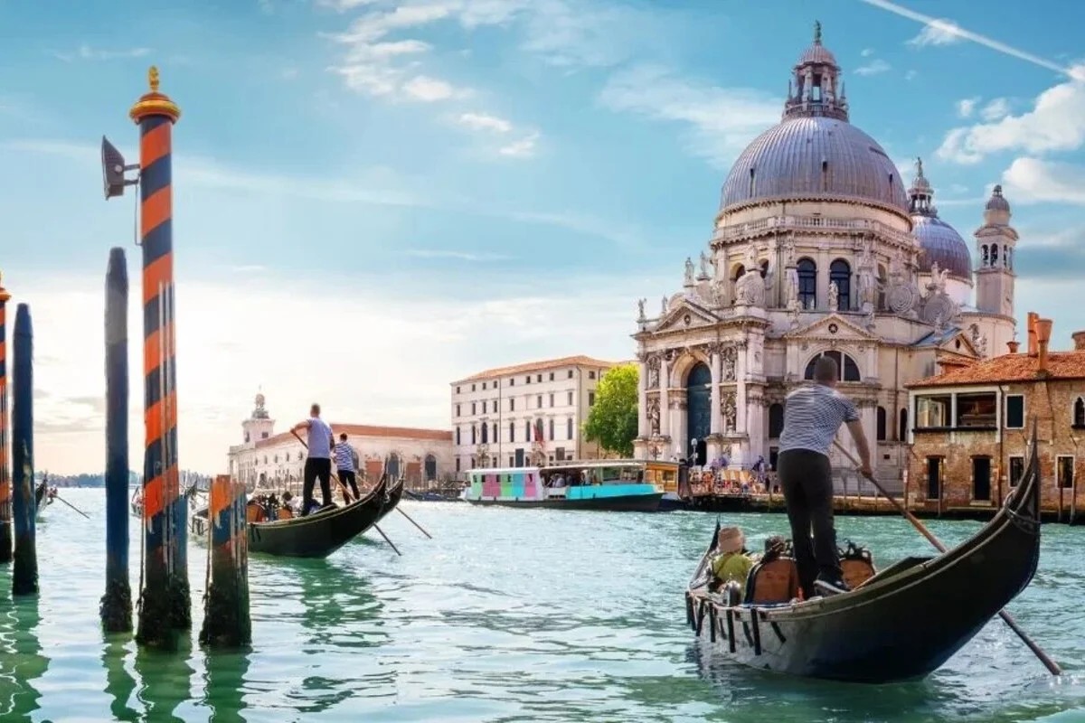 Gondolas on the Grand Canal in front of Santa Maria della Salute, Venice