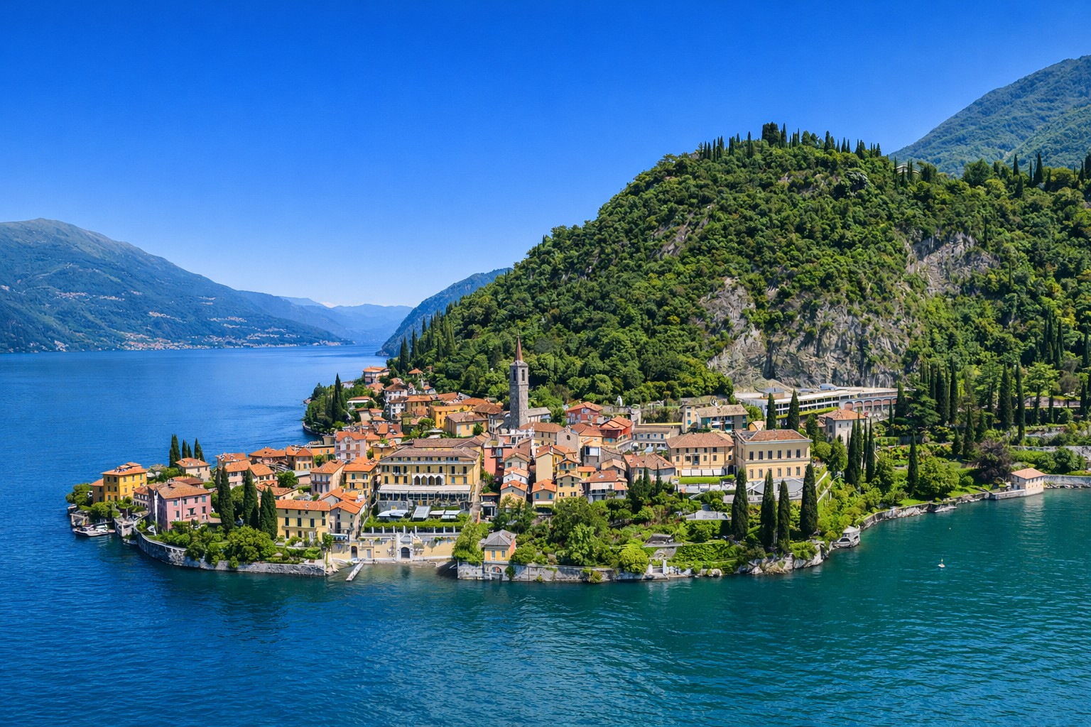 Varenna village on Lake Como — private chauffeur transfer from Florence ExpressLimo24